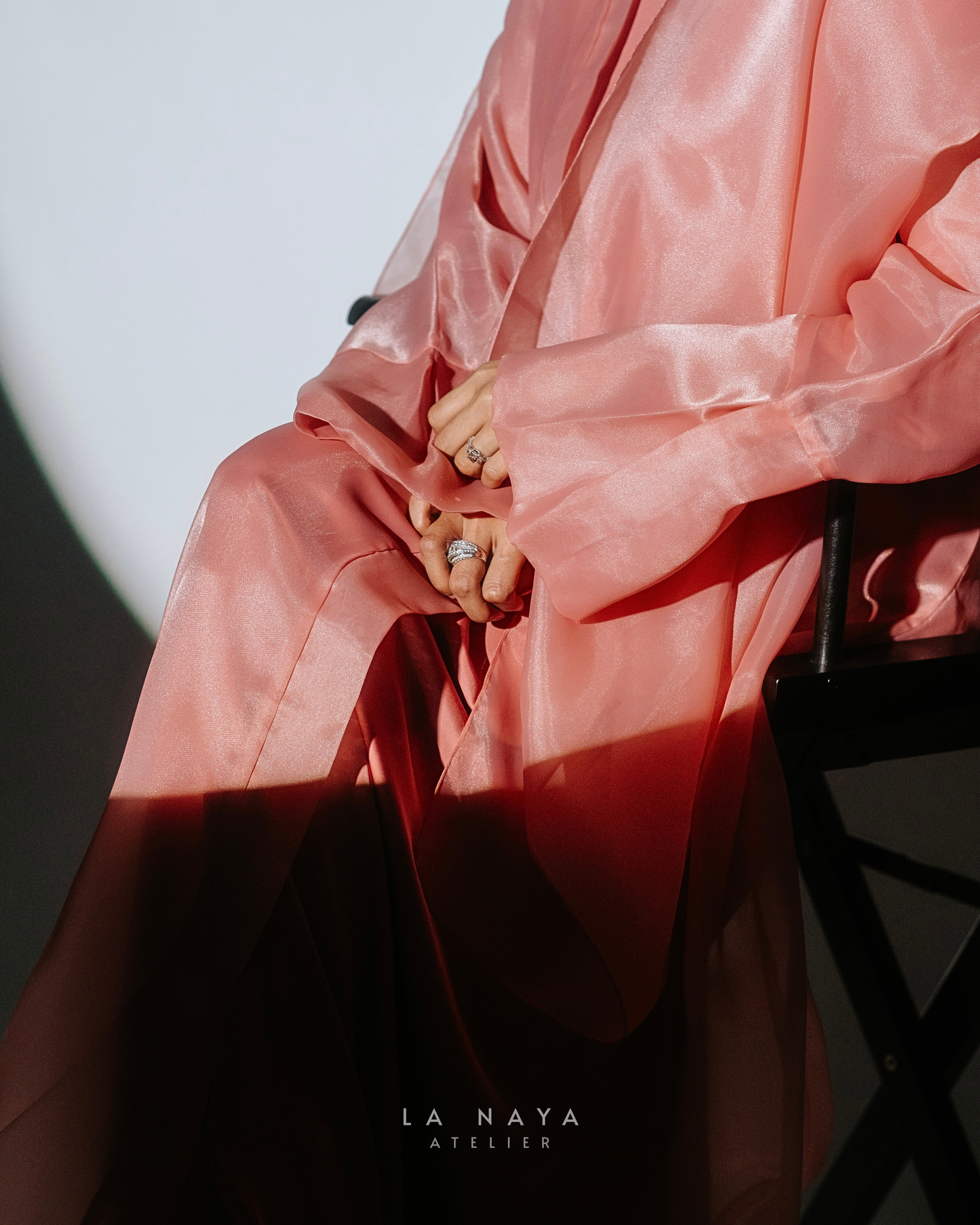 Sirr Al-Anāqah: Rosa