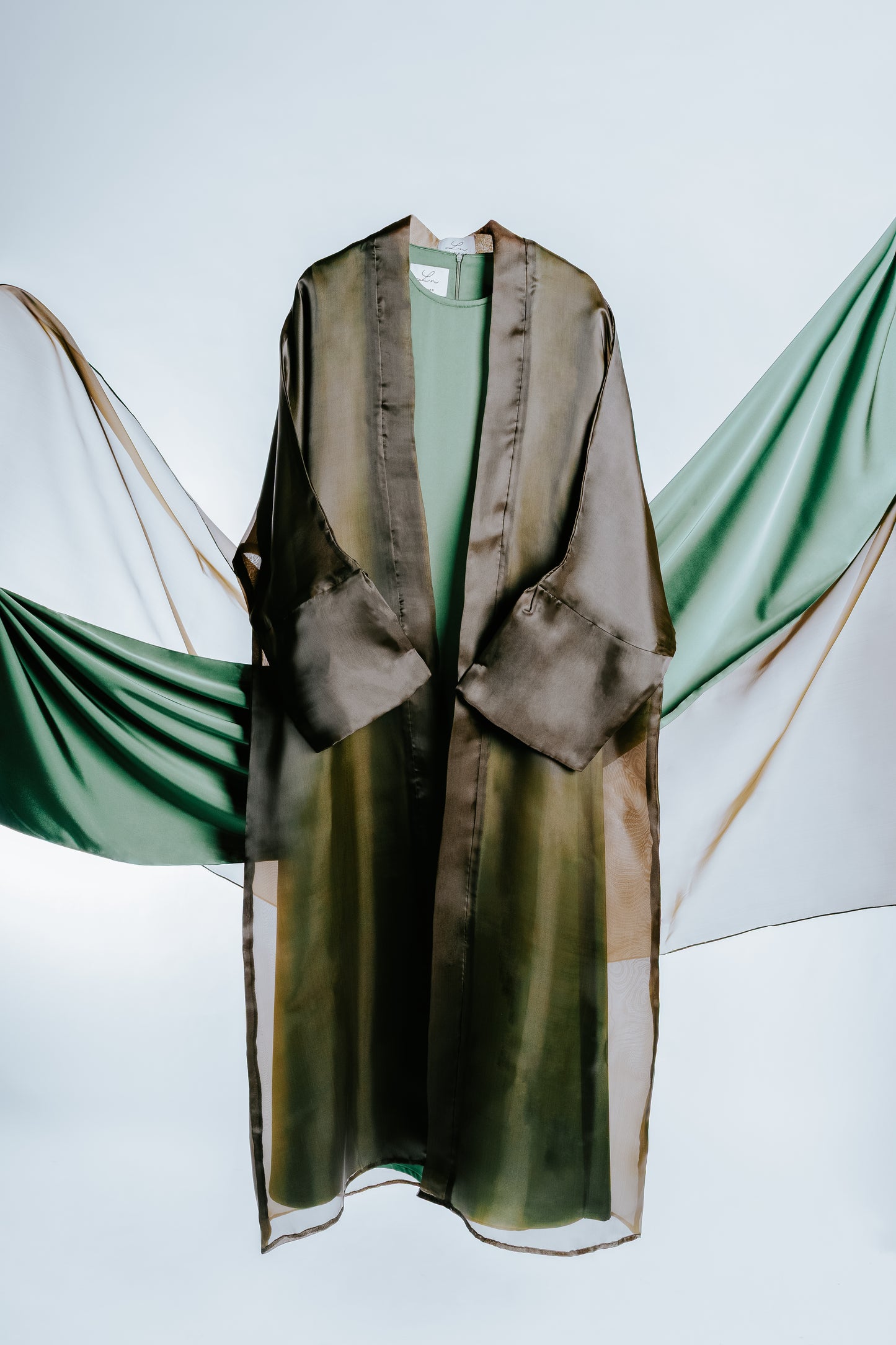 Sirr Al-Anāqah: Blindbox Edition